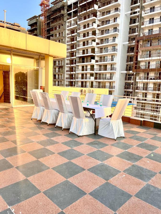 Hotel Woodcrest Zirakpur Chandigarh- Best Family Hotel - Luxurious Rooms - Unit Of Sidham Group 외부 사진